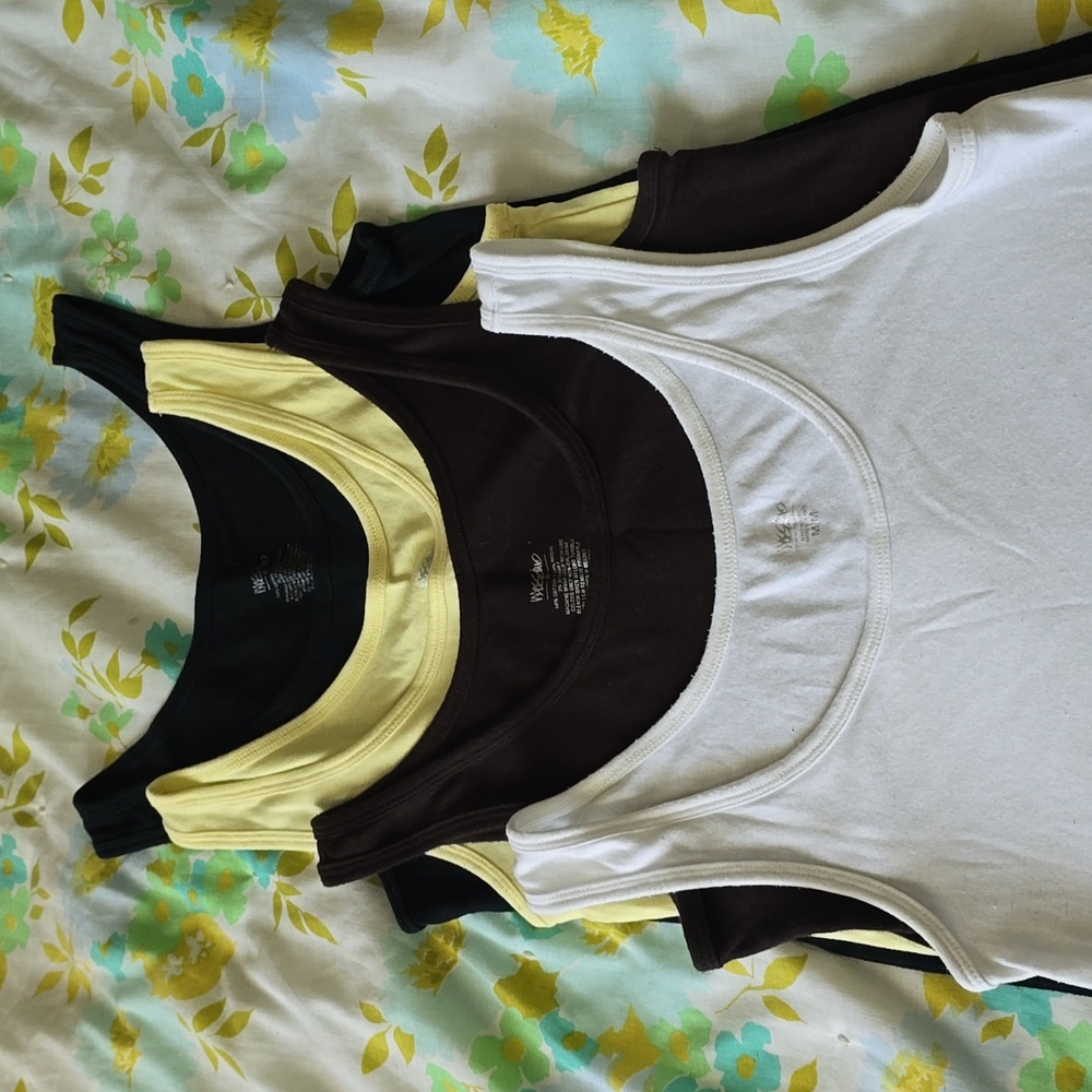 Mossimo Womans Tank Tops, Size Medium
